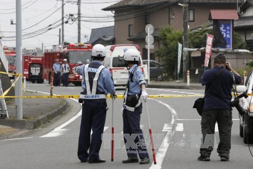 Melakukan serangan dengan pisau sehingga menewaskan sedikit-dikitnya 15 orang di Sagamihara, Jepang
